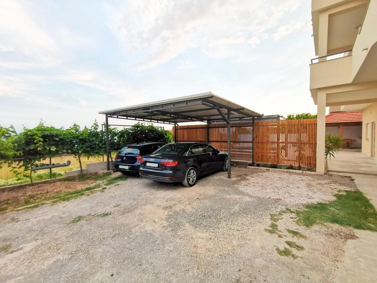 A4 Apartmani Kevic Kaštela Esterno foto